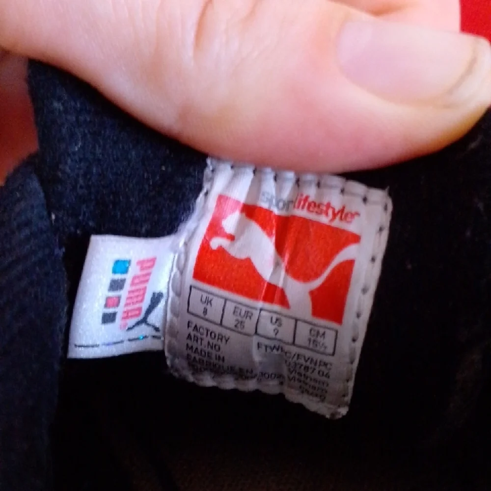 Puma Kids Black Sneakers with White Accents - Picture 2 of 10
